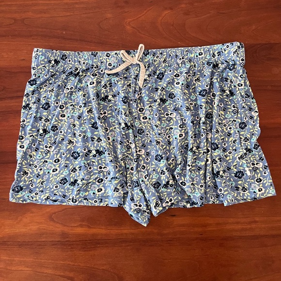 EUC 3 Pack of Women’s Sleep Shorts. Size S. - Picture 3 of 6